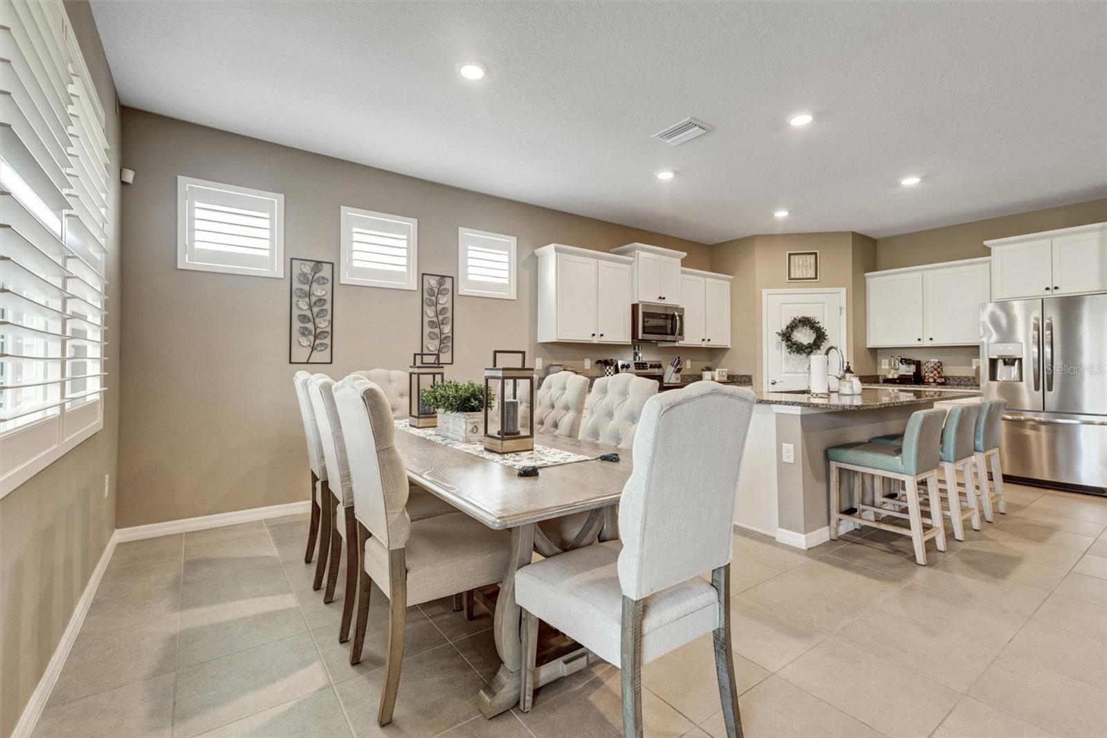 11925 CROSS VINE DR, RIVERVIEW, FL, 33579