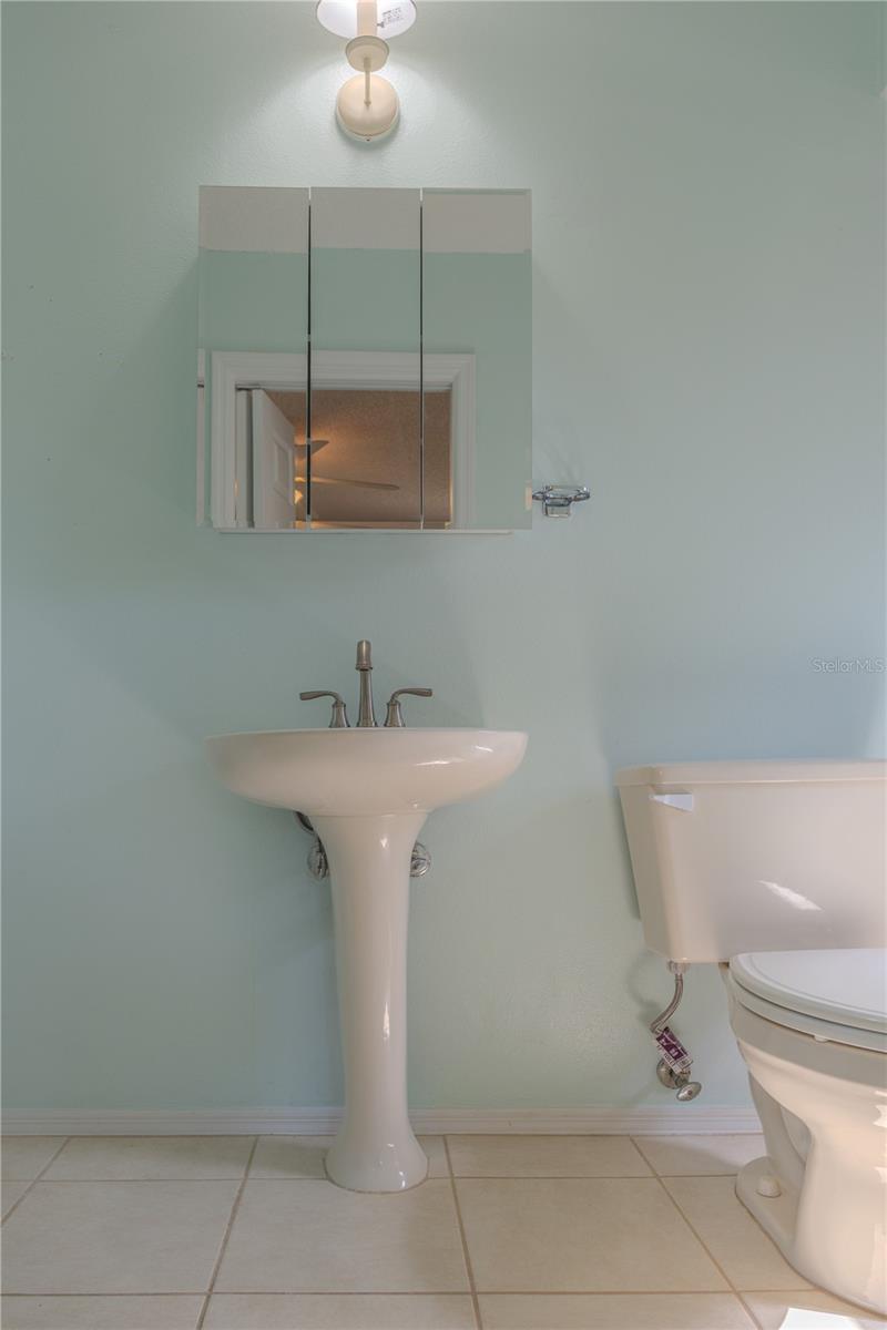 1011 SHAYLER AVE, DELAND, FL, 32724