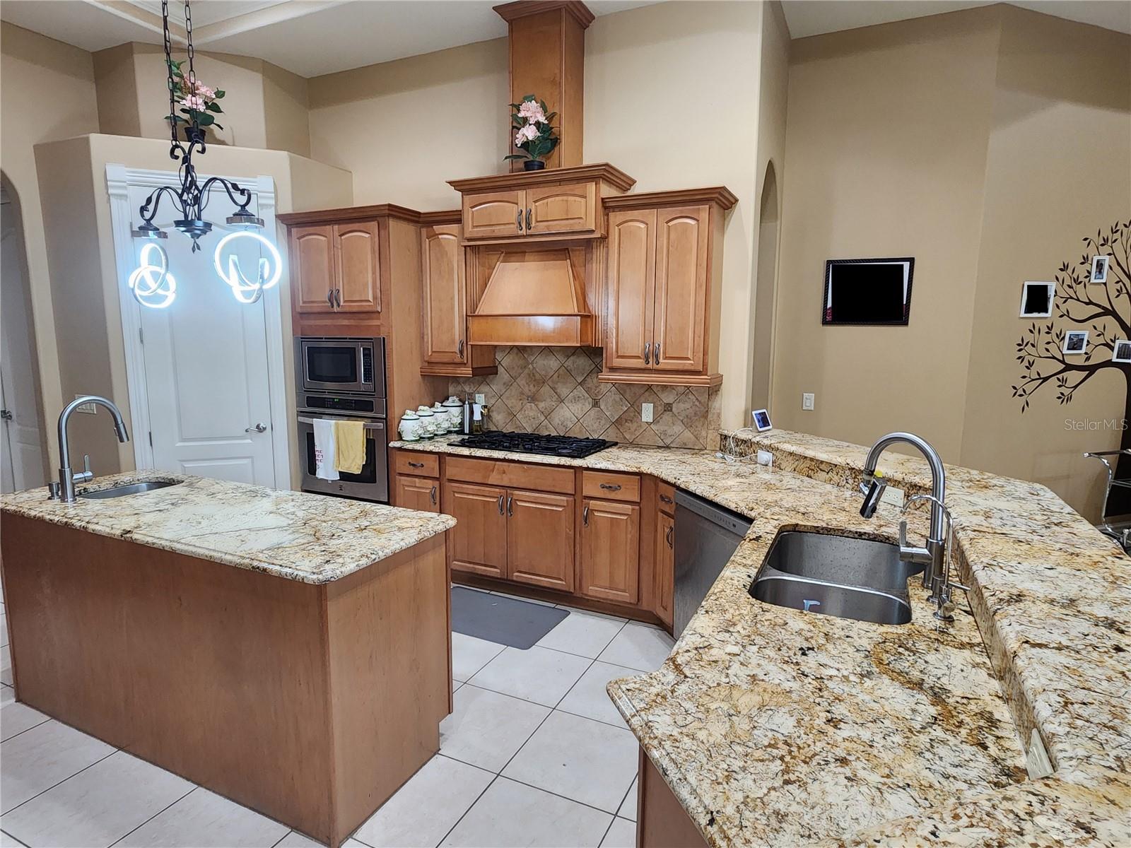 2656 WYNDSOR OAKS WAY, WINTER HAVEN, FL, 33884