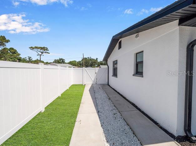 6040 84TH AVE N, PINELLAS PARK, FL, 33781