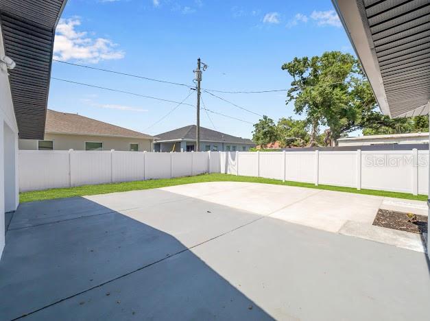 6040 84TH AVE N, PINELLAS PARK, FL, 33781