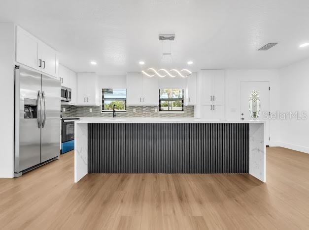 6040 84TH AVE N, PINELLAS PARK, FL, 33781