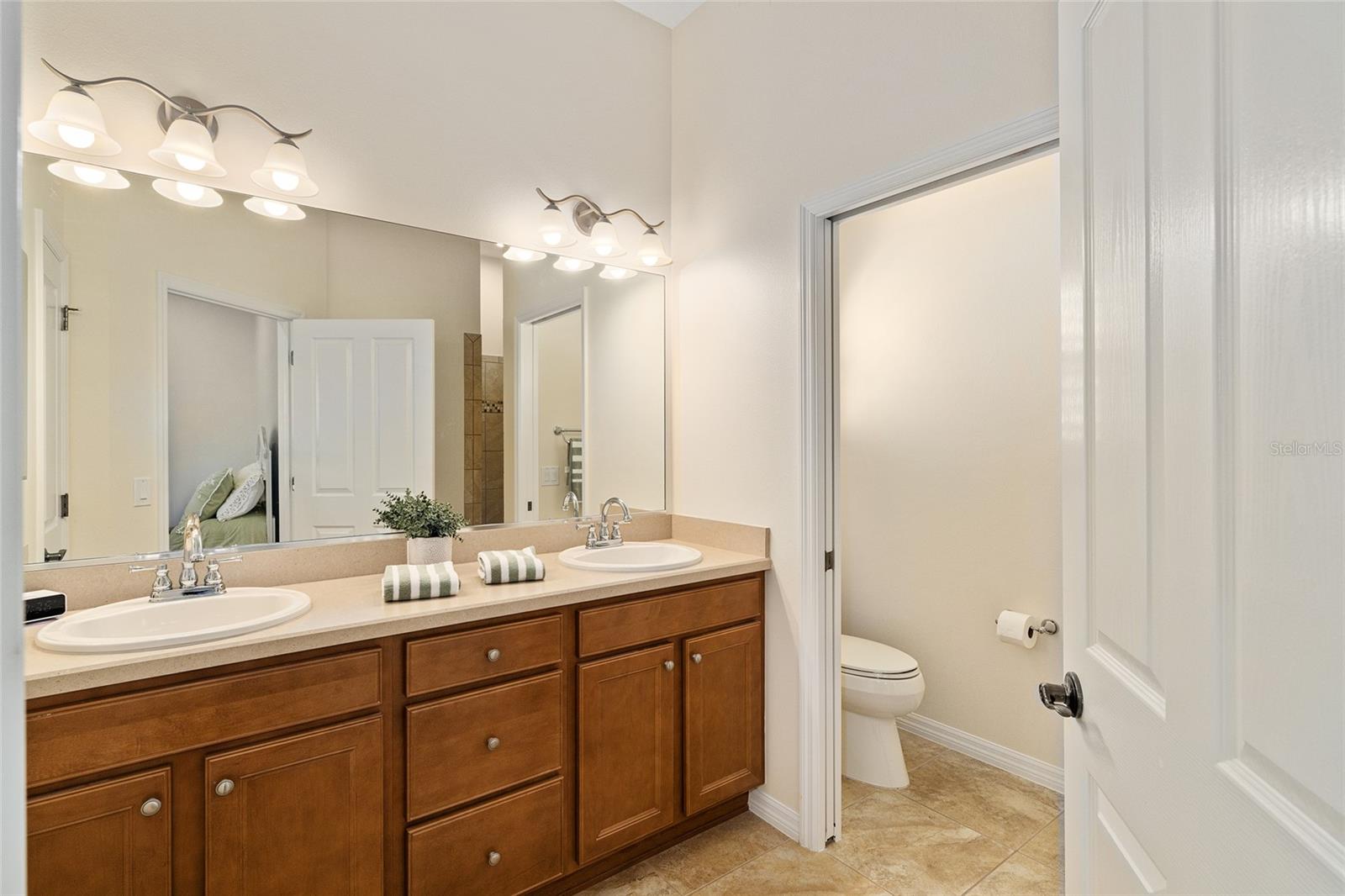 1800 DUTCHESS LOOP, THE VILLAGES, FL, 32162