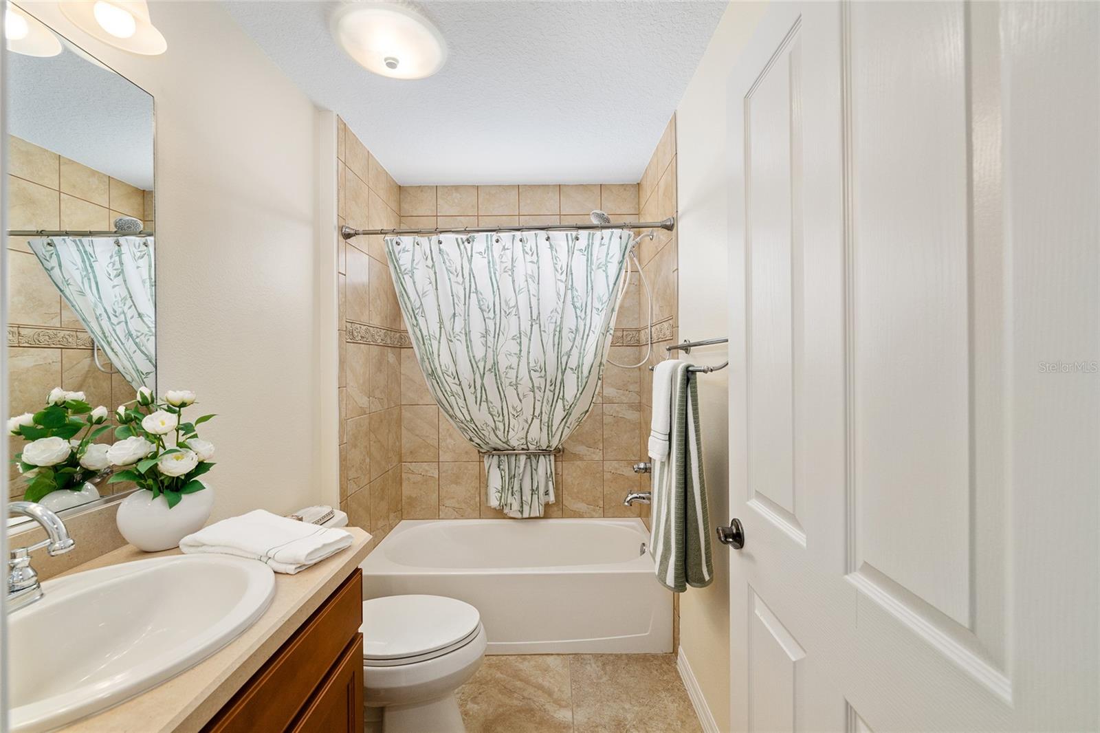 1800 DUTCHESS LOOP, THE VILLAGES, FL, 32162
