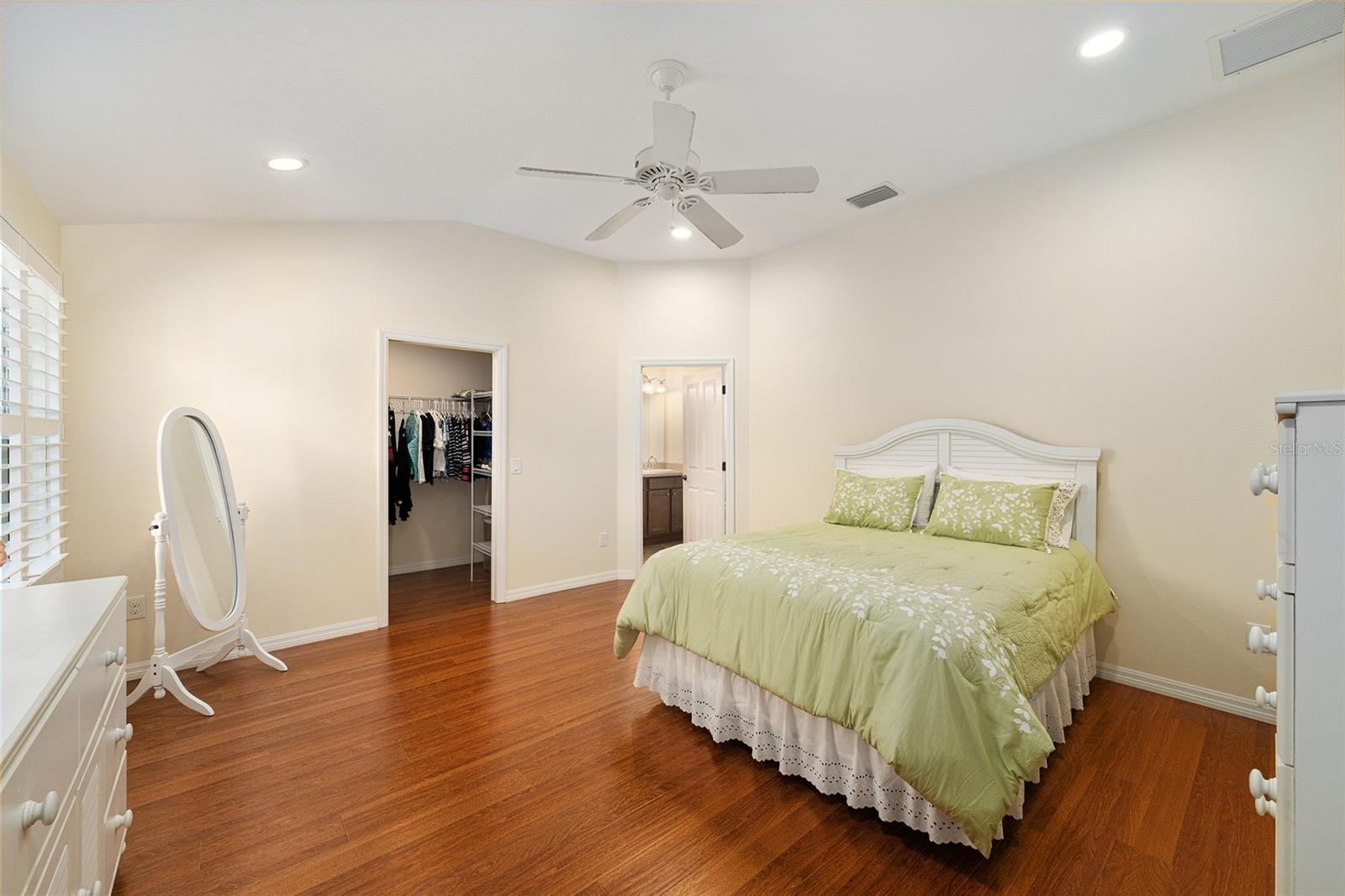 1800 DUTCHESS LOOP, THE VILLAGES, FL, 32162