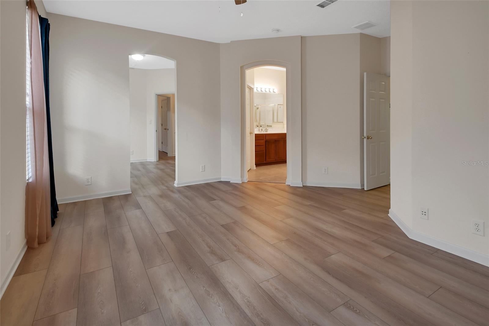 525 HERON POINT WAY, DELAND, FL, 32724