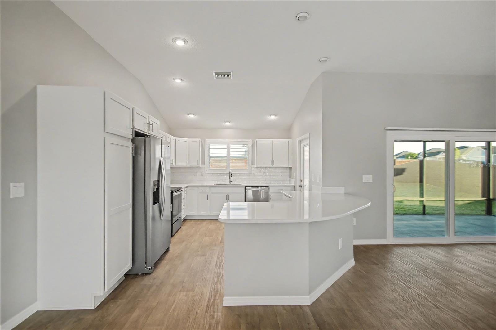 3320 DZURO DR, OXFORD, FL, 34484