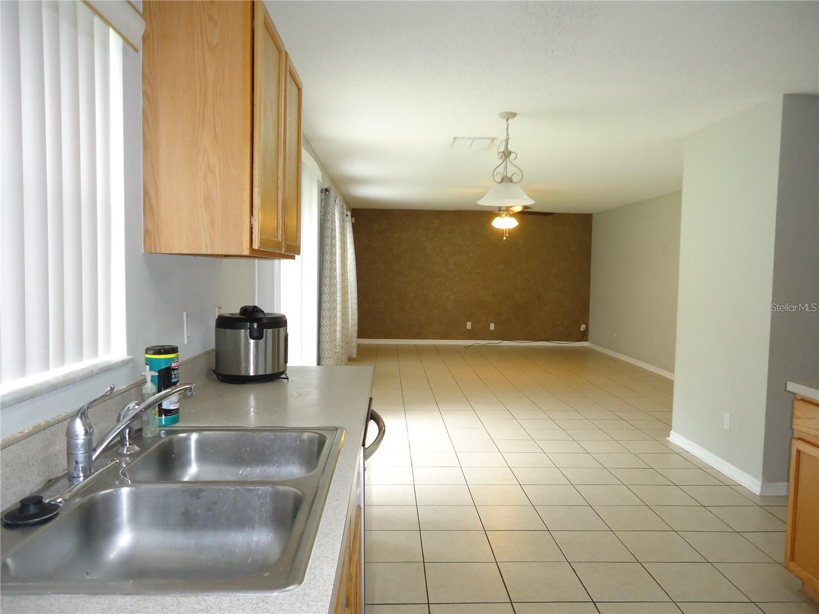 121 BRISTOL FOREST TRL, SANFORD, FL, 32771