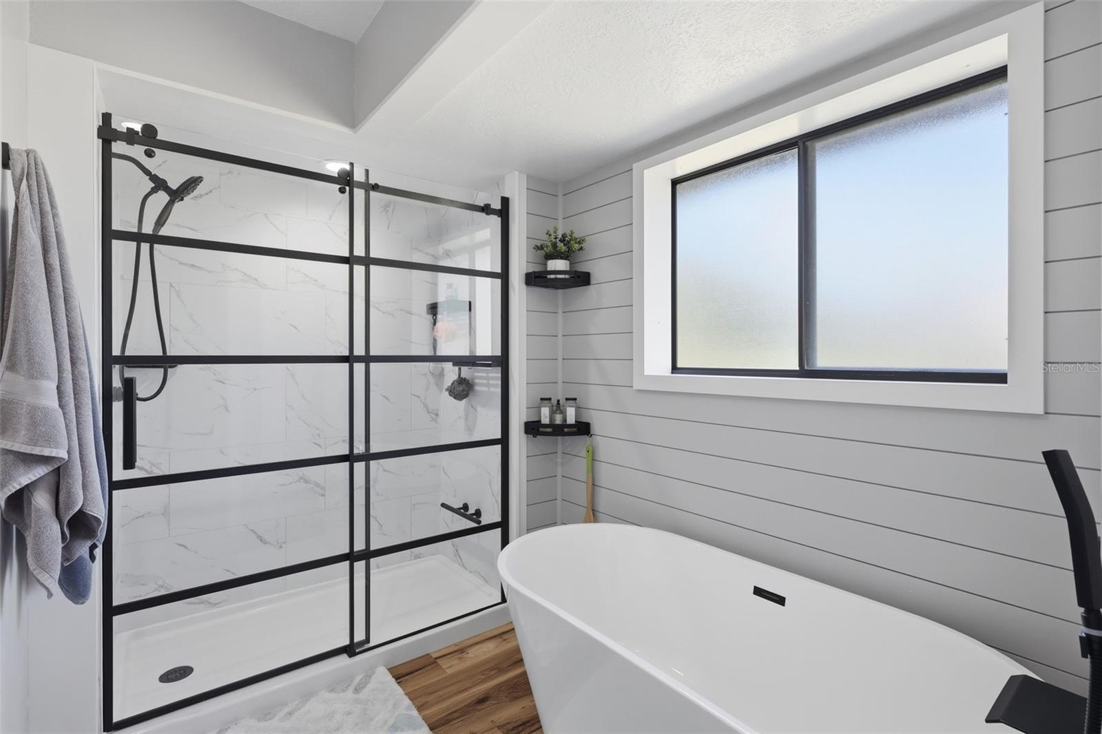 168 COMMUNITY DR, DEBARY, FL, 32713