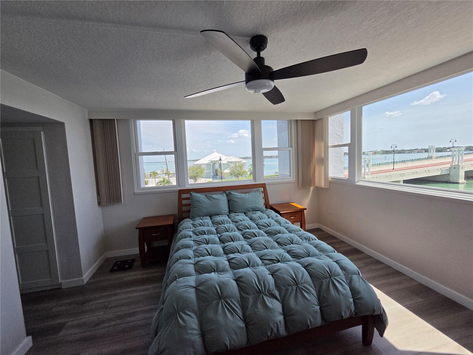 500 TREASURE ISLAND CSWY #307, TREASURE ISLAND, FL, 33706