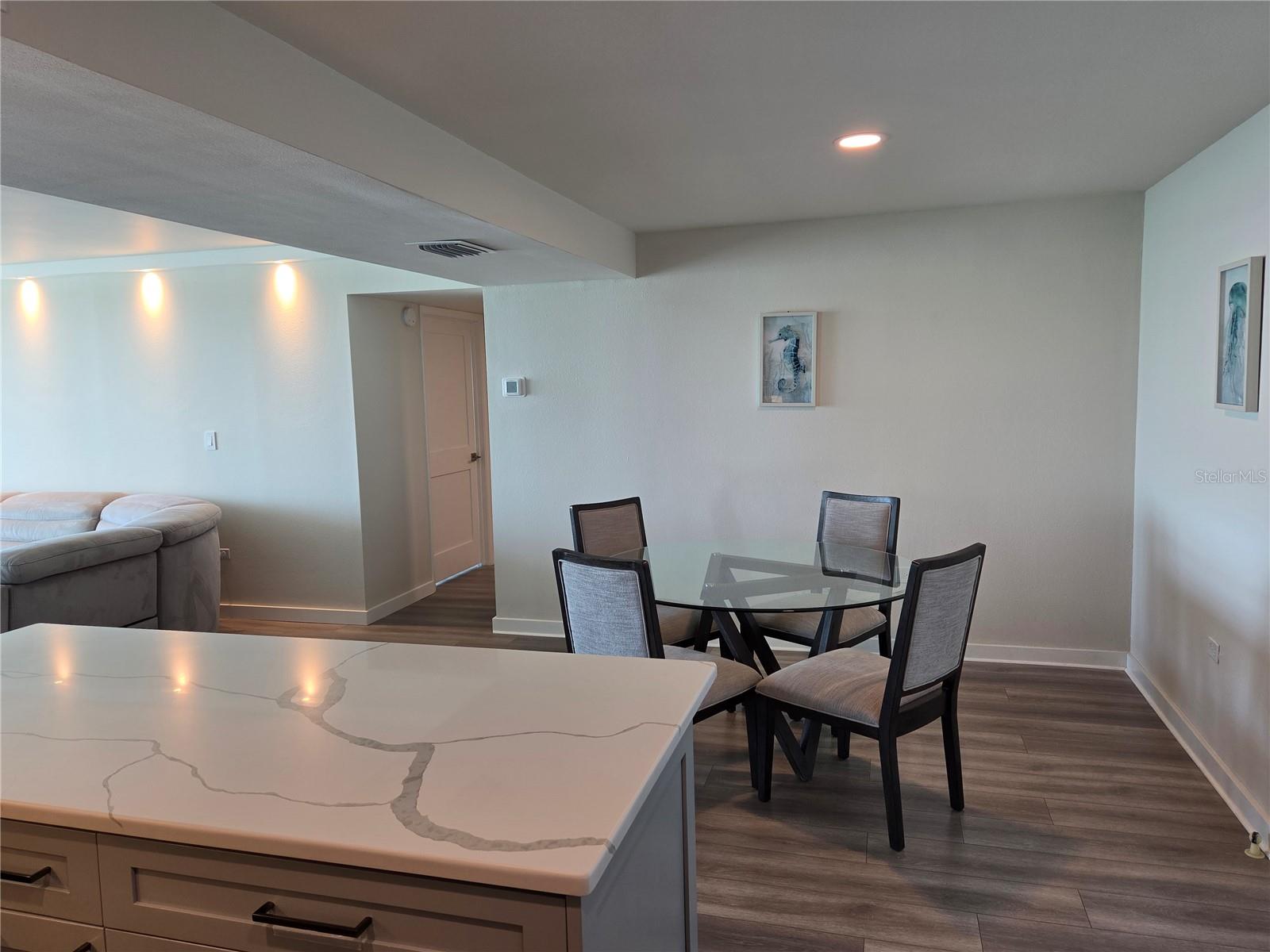 500 TREASURE ISLAND CSWY #307, TREASURE ISLAND, FL, 33706