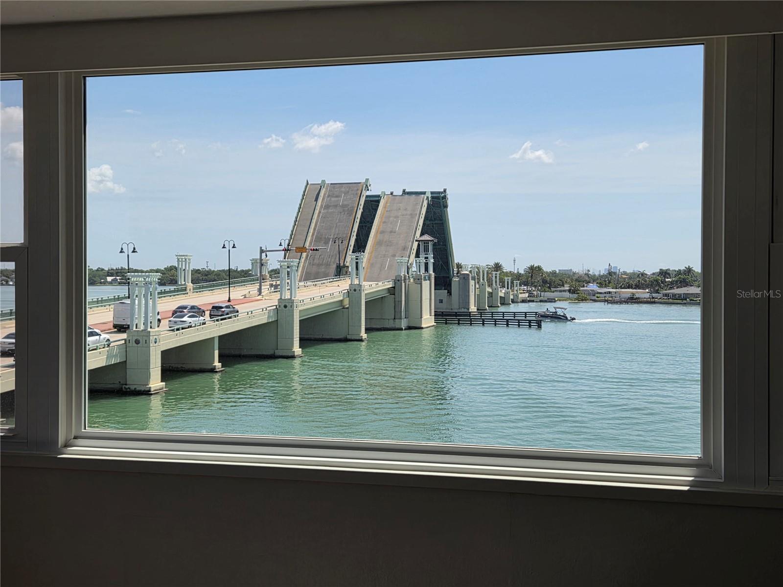 500 TREASURE ISLAND CSWY #307, TREASURE ISLAND, FL, 33706