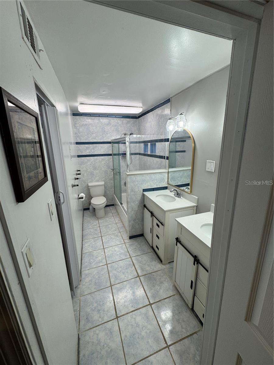 1836 WARRINGWOOD DR #B4, ORLANDO, FL, 32839