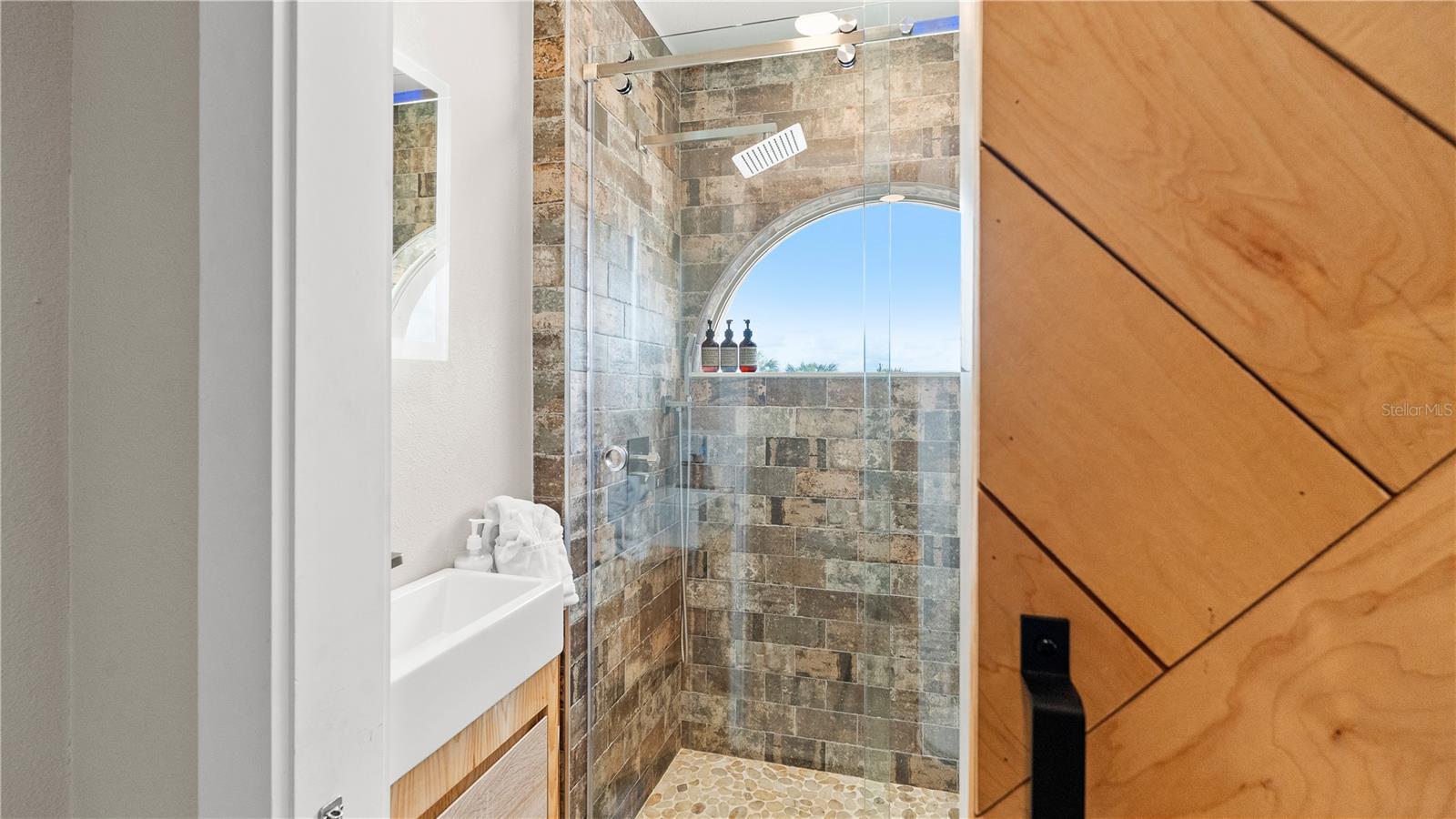 3400 OCEAN SHORE BLVD #4, ORMOND BEACH, FL, 32176