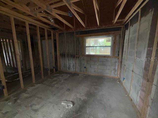 2519 HIAWATHA AVE, SANFORD, FL, 32773