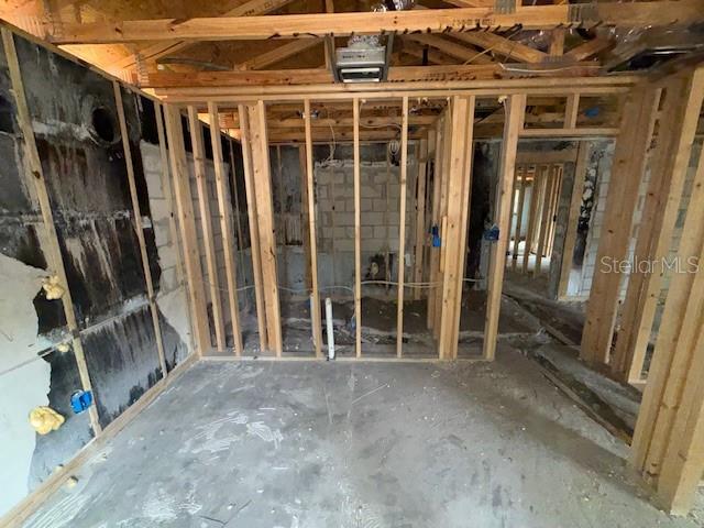 2519 HIAWATHA AVE, SANFORD, FL, 32773