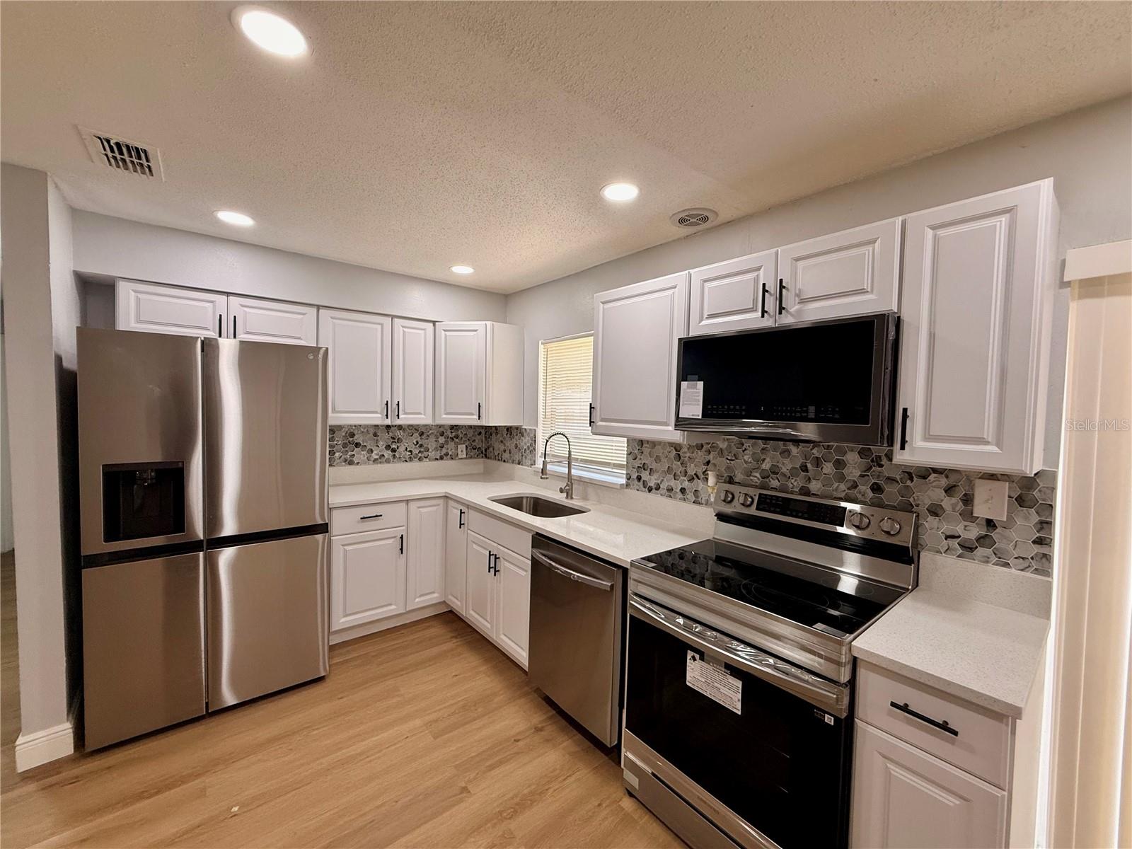 1617 LONG LN, APOPKA, FL, 32703