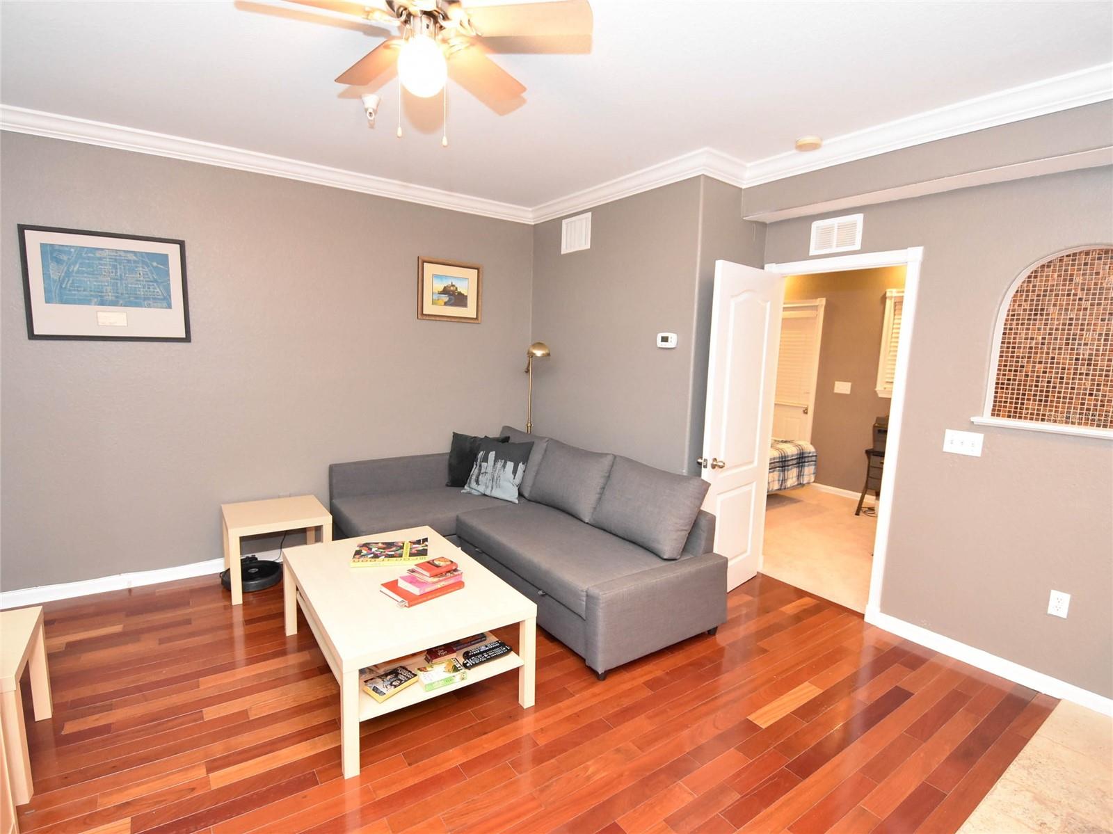 201 6TH ST S #203, ST PETERSBURG, FL, 33701