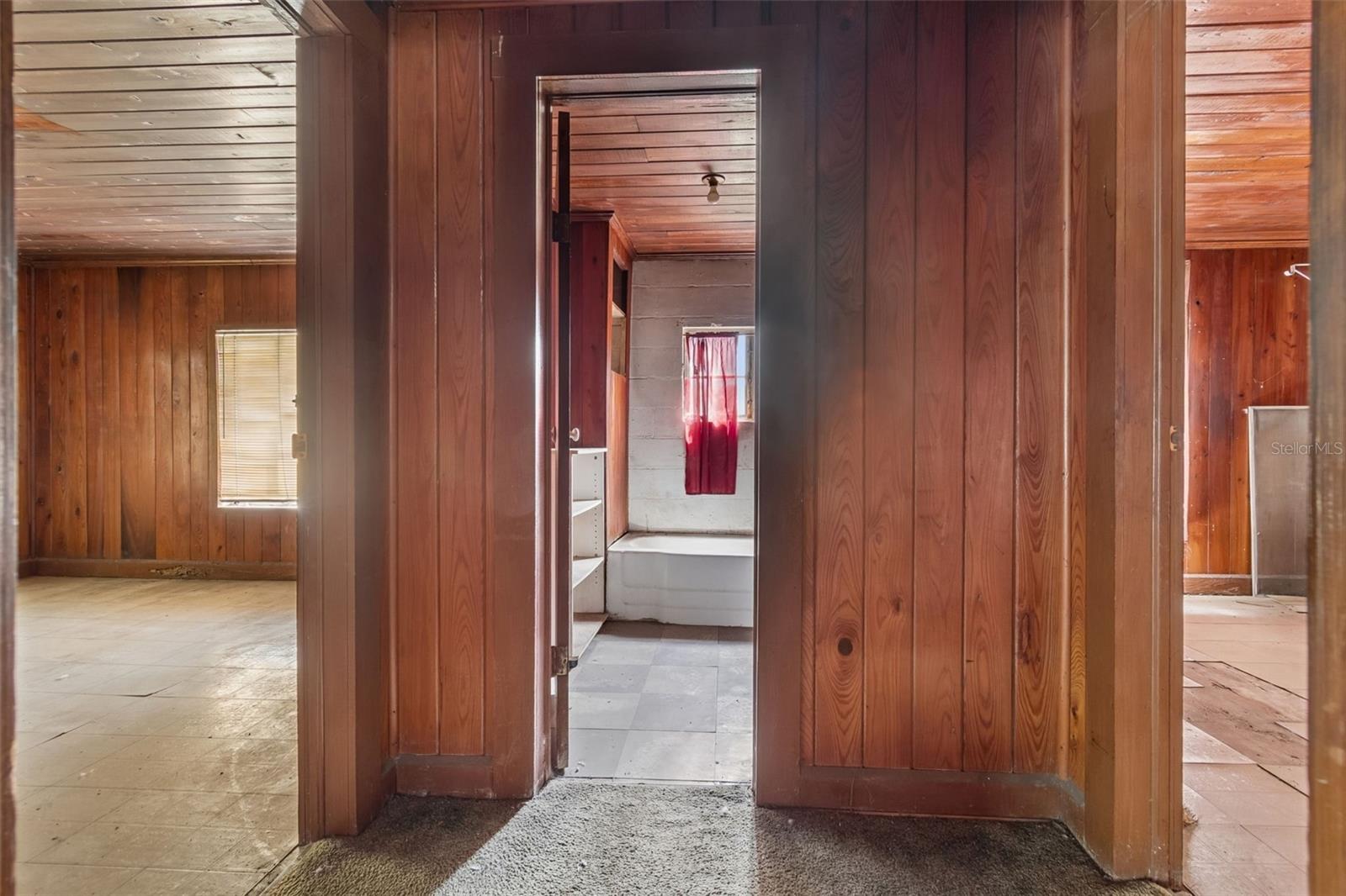 2413 ED BROWN LN, PLANT CITY, FL, 33567