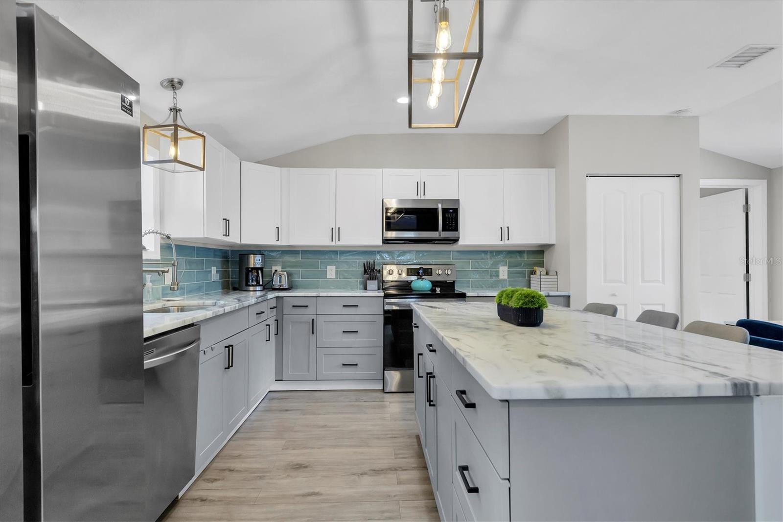 4110 IOLA DR, SARASOTA, FL, 34231