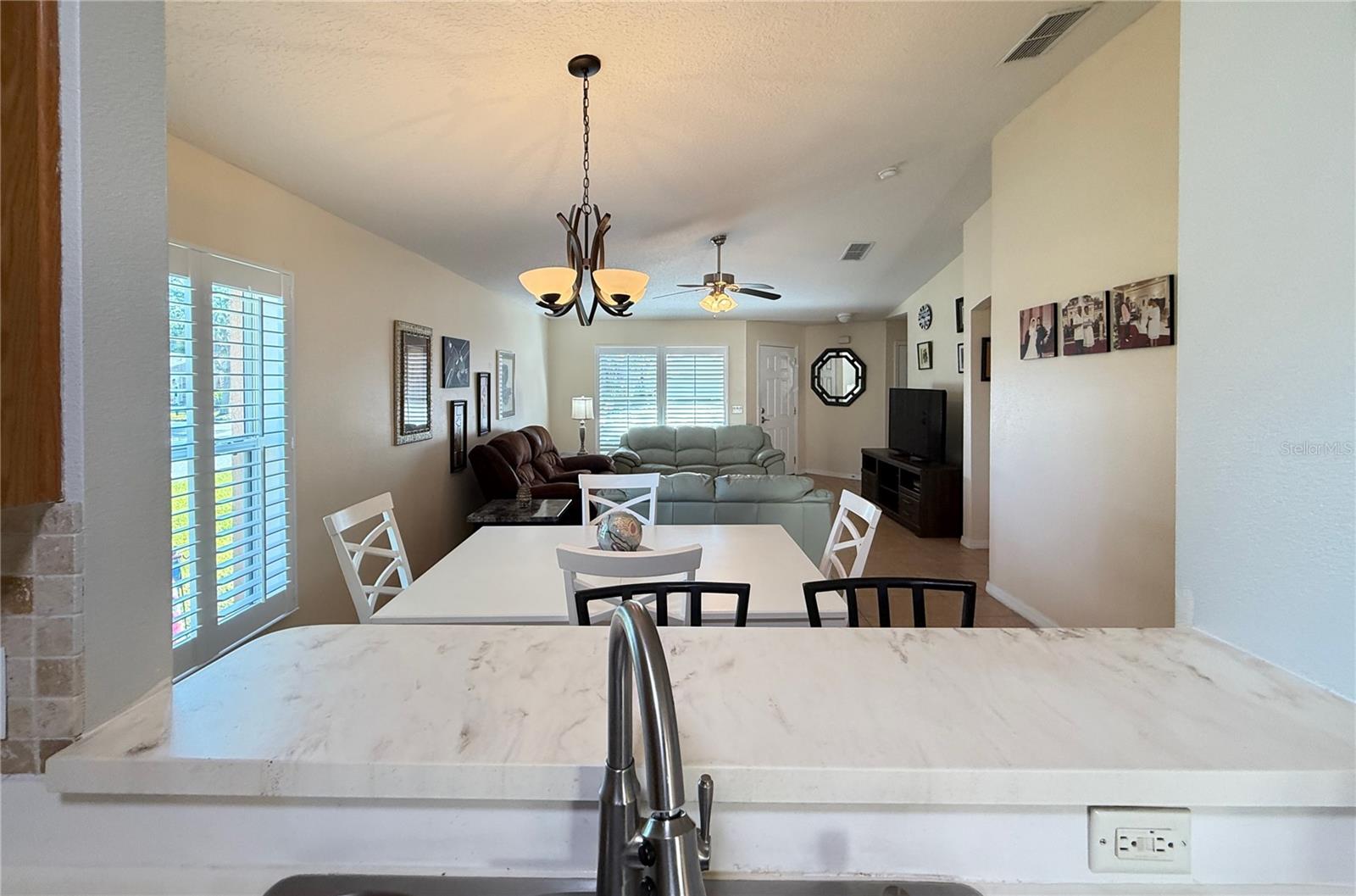 537 GRAND CANAL DR, POINCIANA, FL, 34759