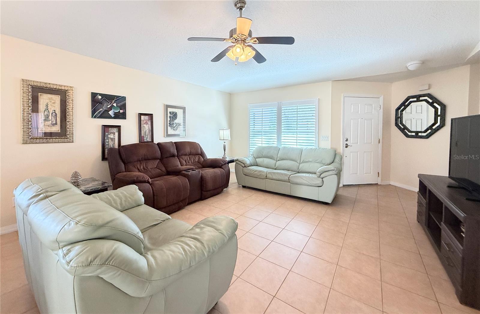 537 GRAND CANAL DR, POINCIANA, FL, 34759