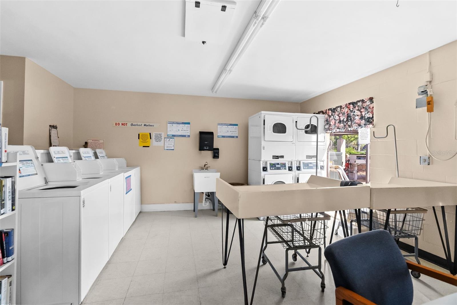 4127 STRATFORD DR #4127, NEW PORT RICHEY, FL, 34652