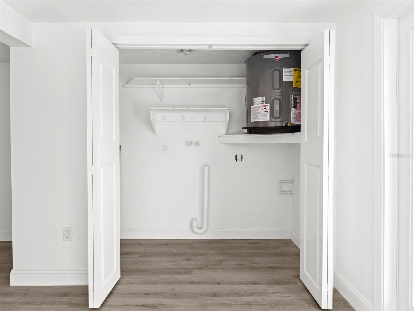 4127 STRATFORD DR #4127, NEW PORT RICHEY, FL, 34652