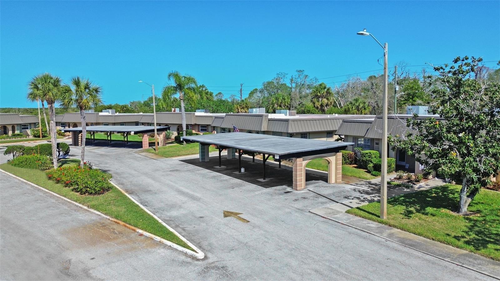 4127 STRATFORD DR #4127, NEW PORT RICHEY, FL, 34652