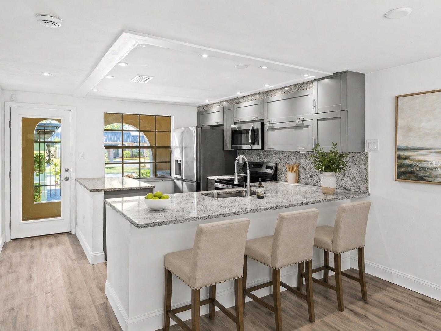 4127 STRATFORD DR #4127, NEW PORT RICHEY, FL, 34652