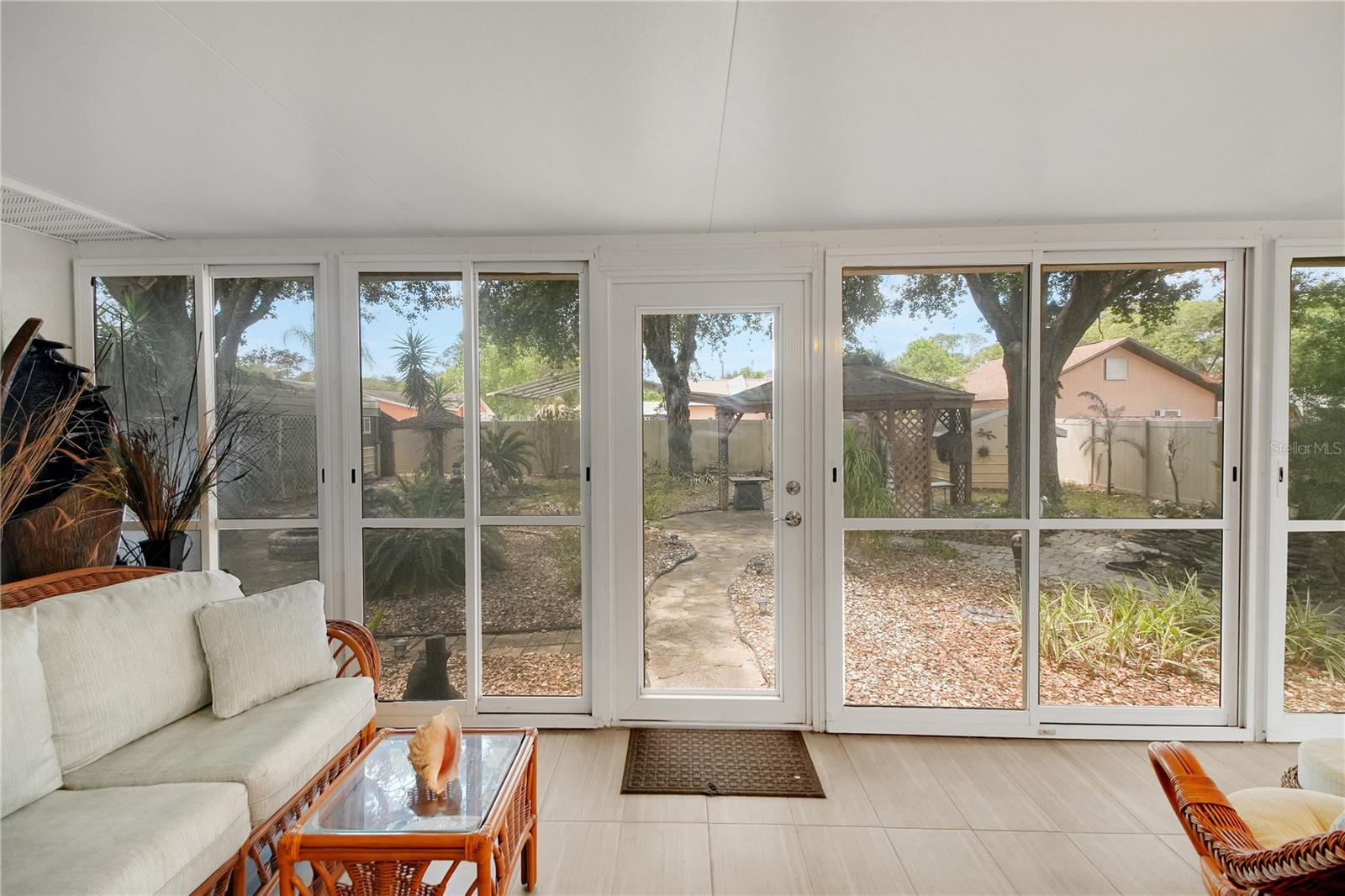 35833 DAWN DR, LEESBURG, FL, 34788