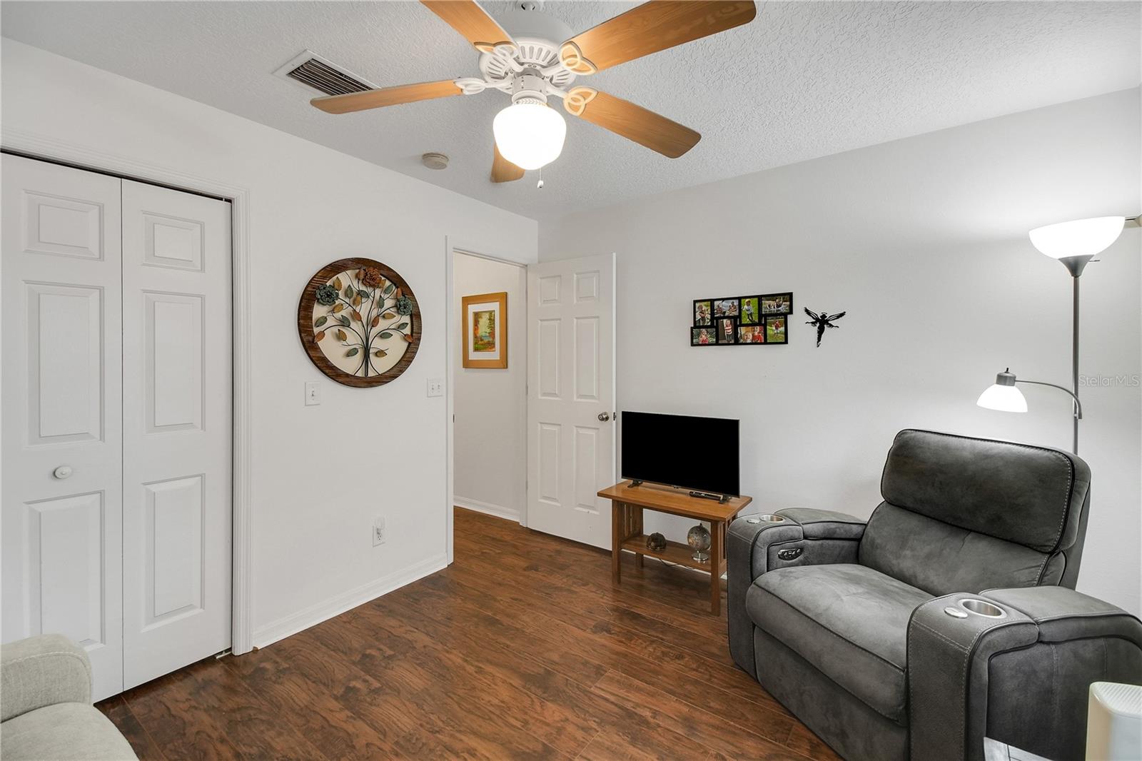 35833 DAWN DR, LEESBURG, FL, 34788