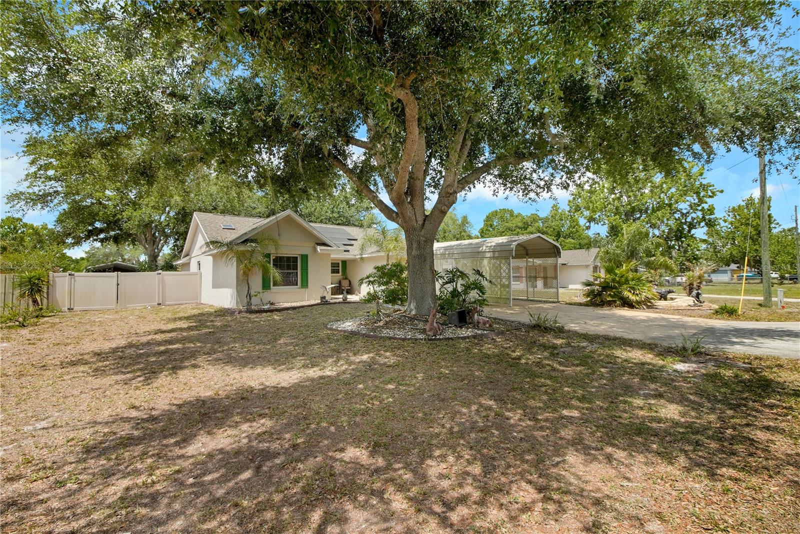 35833 DAWN DR, LEESBURG, FL, 34788