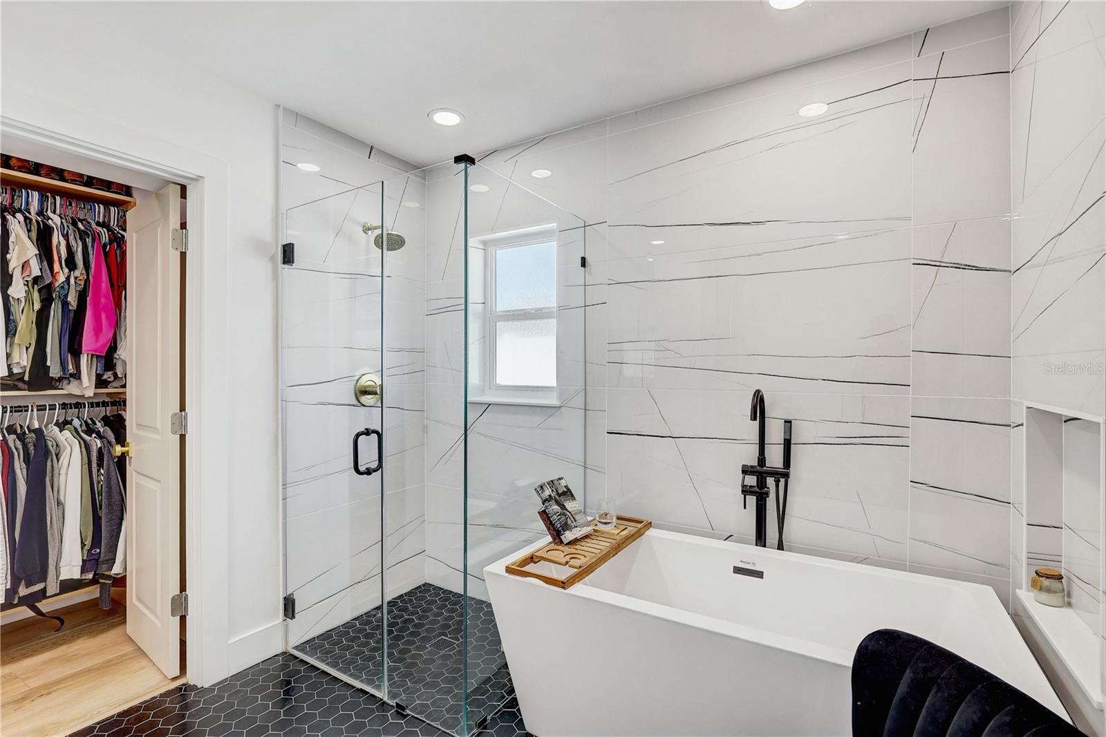 265 96TH AVE N, ST PETERSBURG, FL, 33702