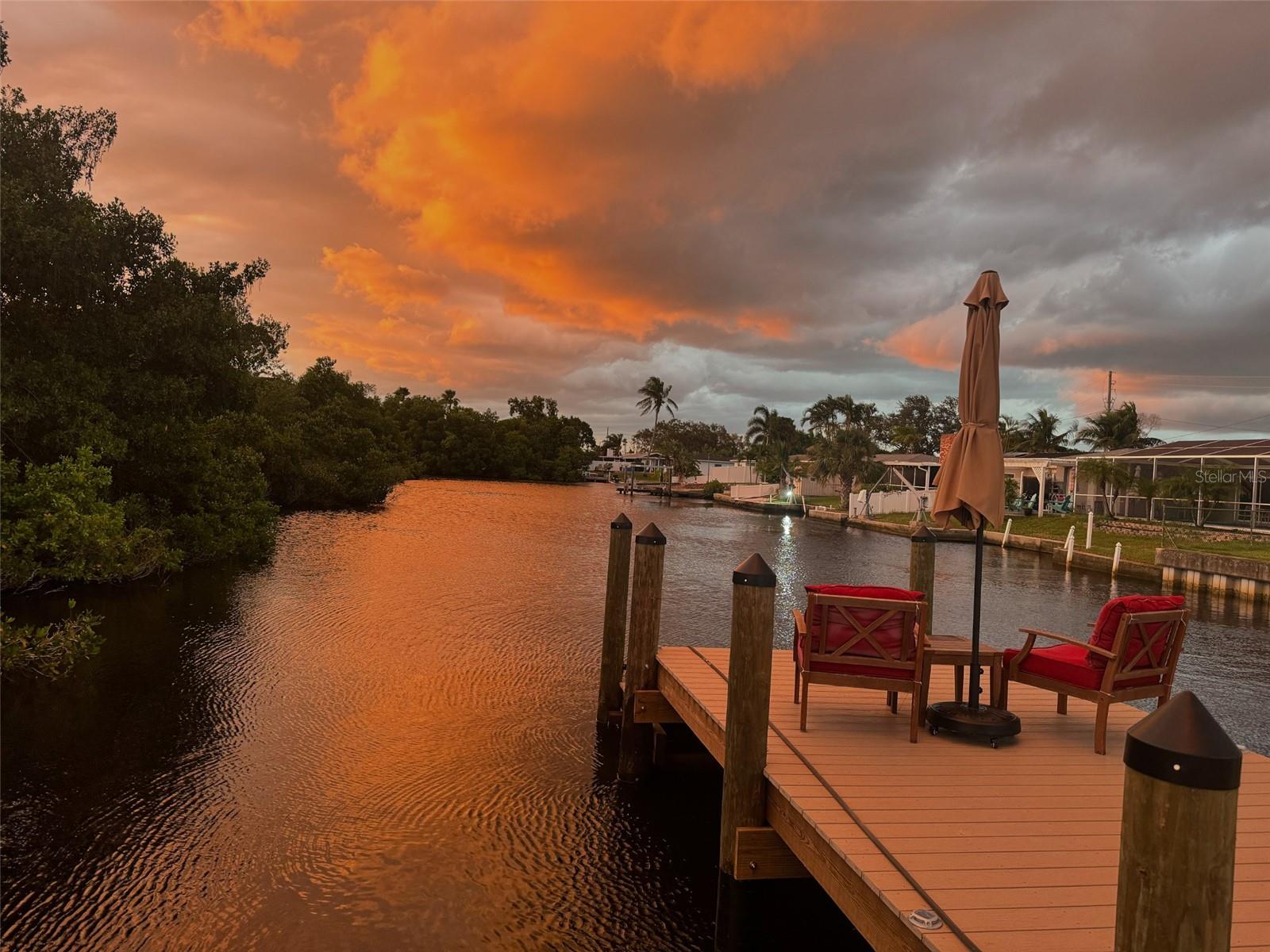 265 96TH AVE N, ST PETERSBURG, FL, 33702