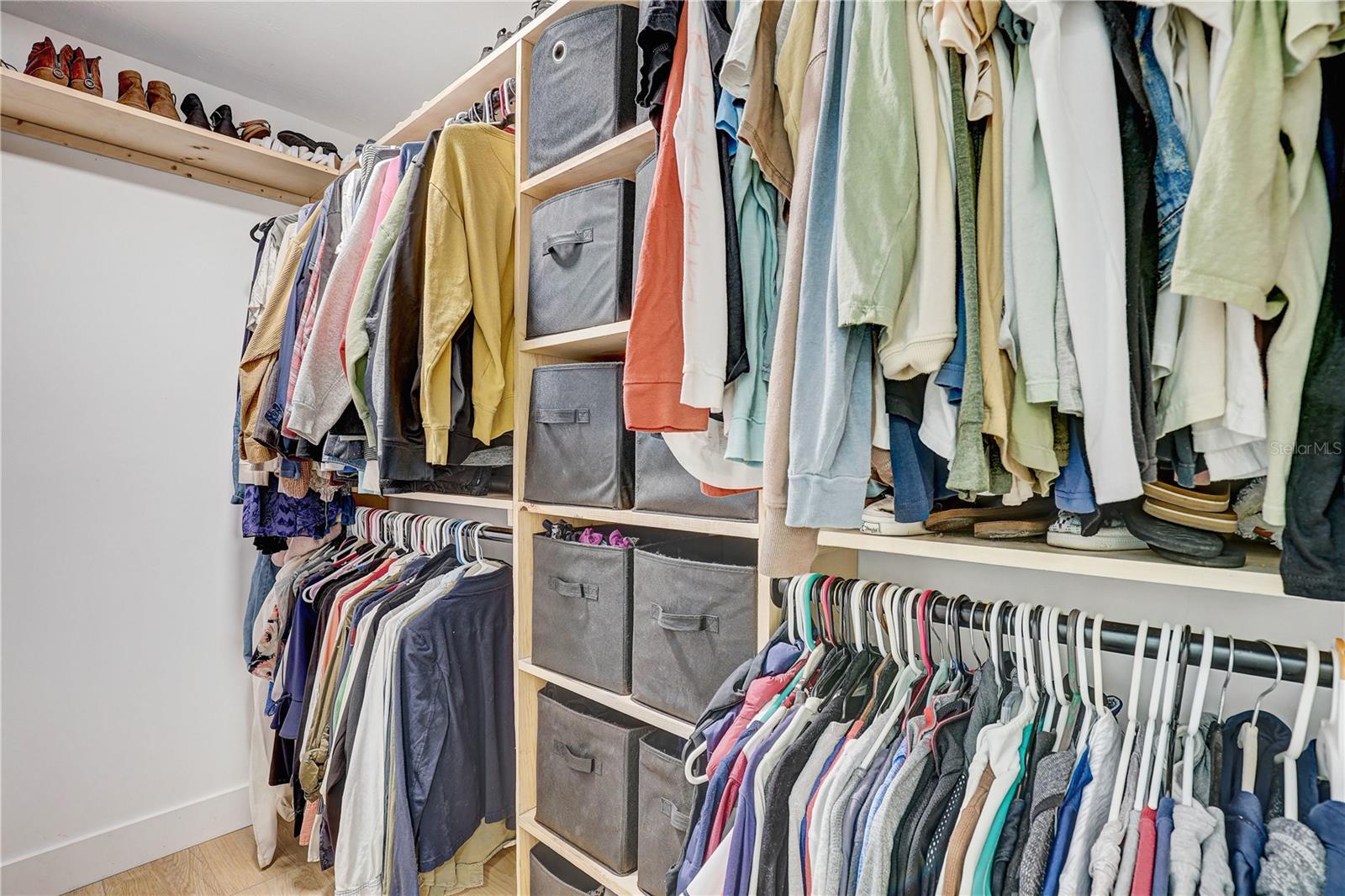 265 96TH AVE N, ST PETERSBURG, FL, 33702