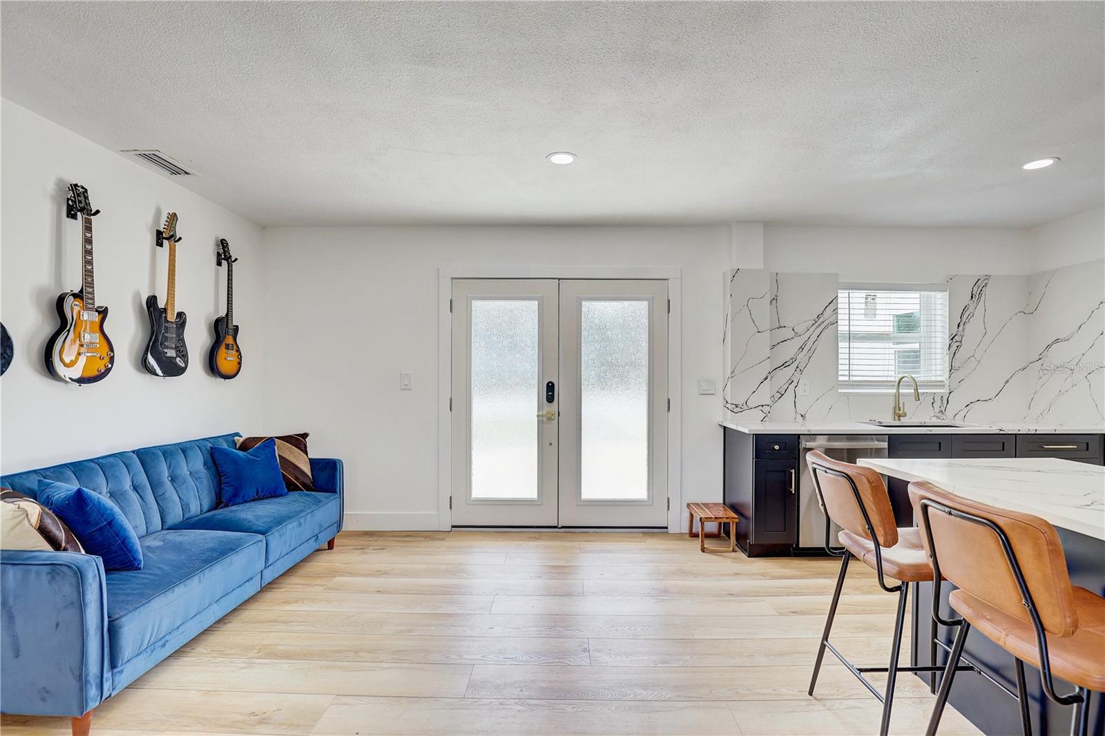 265 96TH AVE N, ST PETERSBURG, FL, 33702