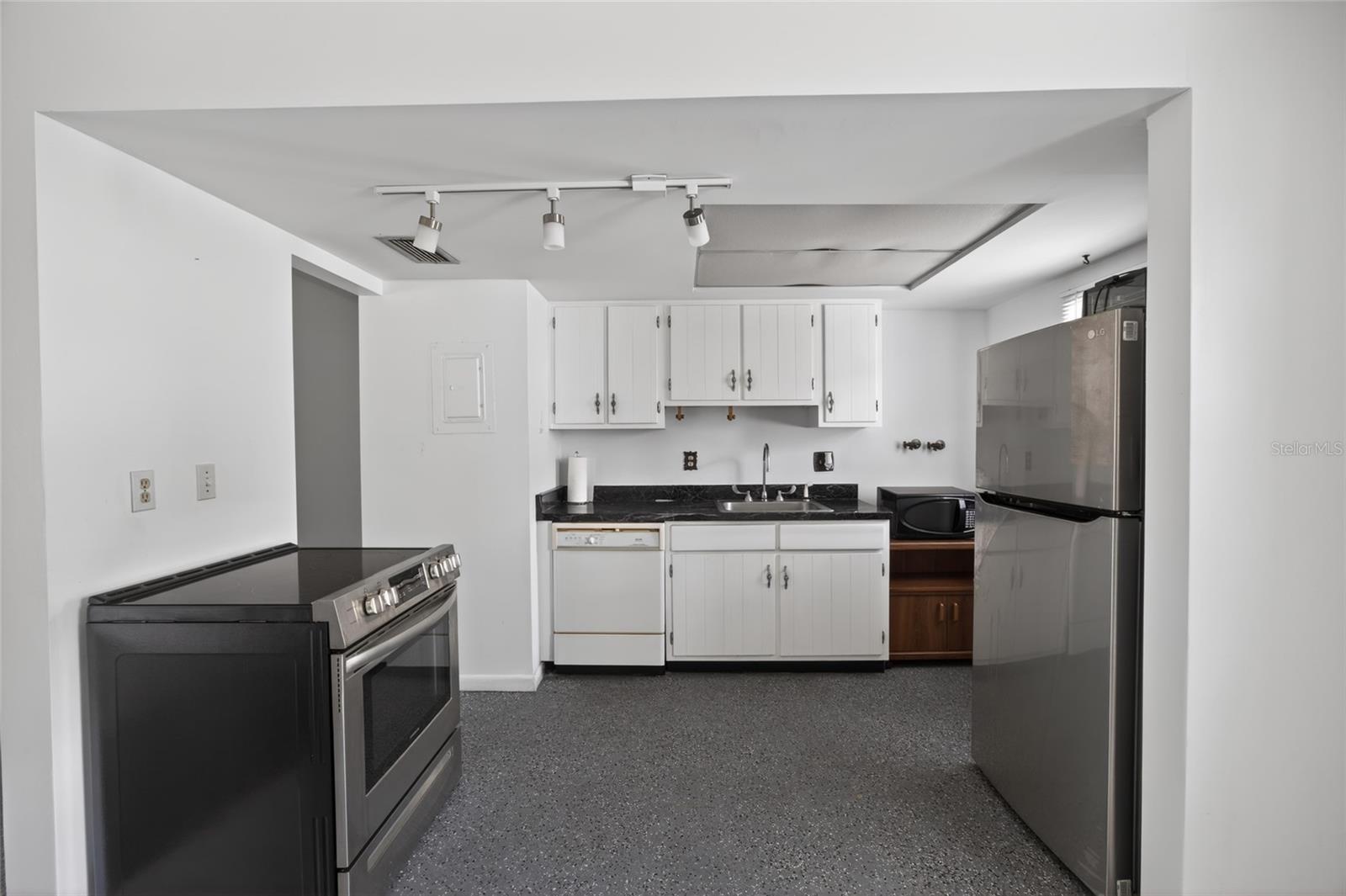 1567 SE 27TH ST #D, OCALA, FL, 34471