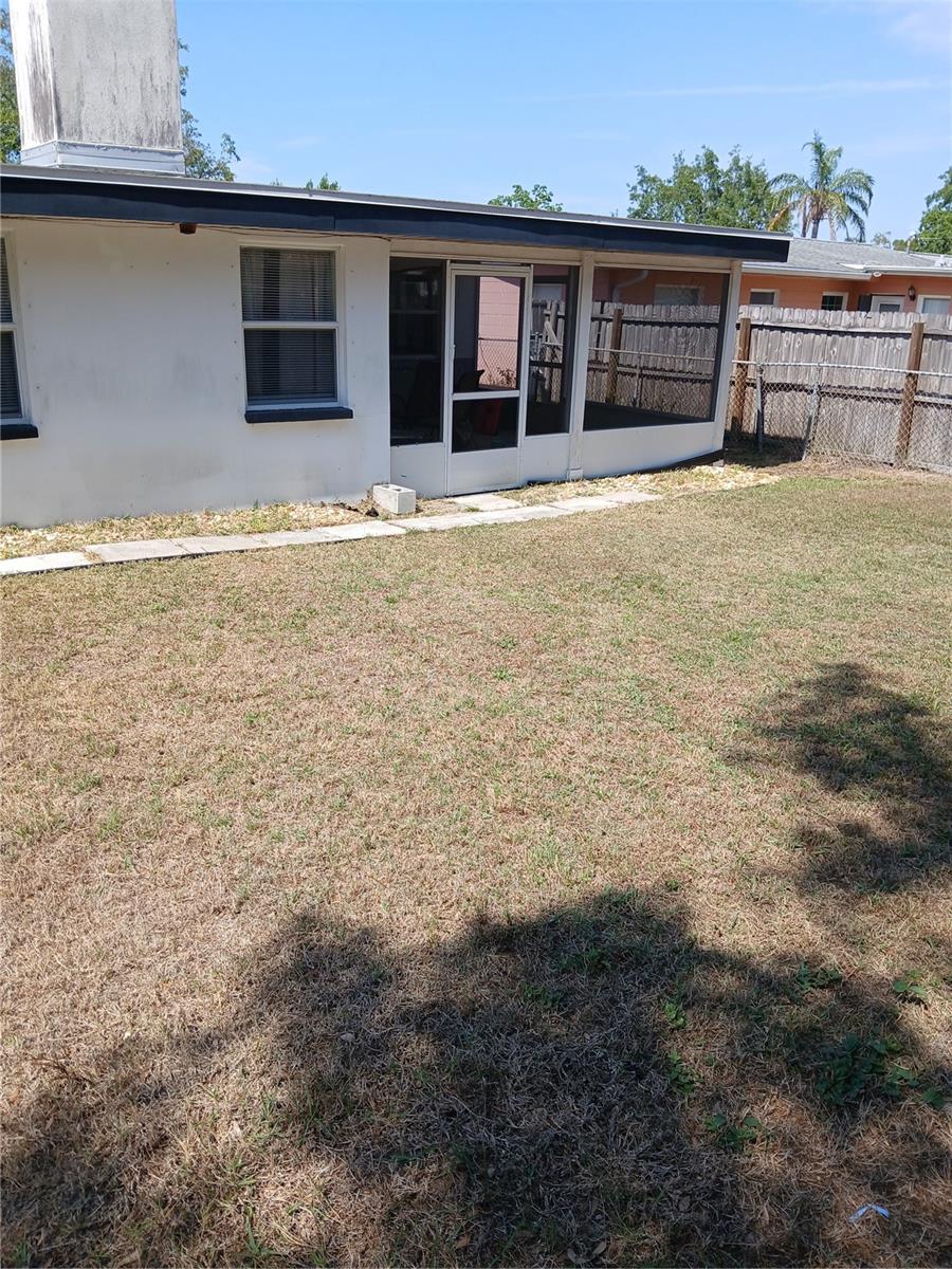 5550 FRONT DR, HOLIDAY, FL, 34690