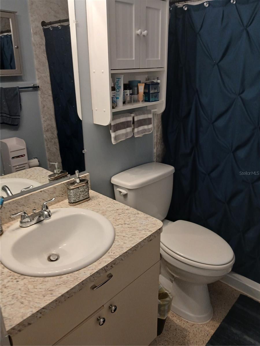 5550 FRONT DR, HOLIDAY, FL, 34690