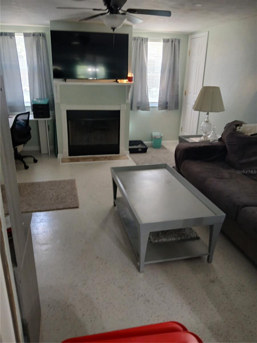 5550 FRONT DR, HOLIDAY, FL, 34690