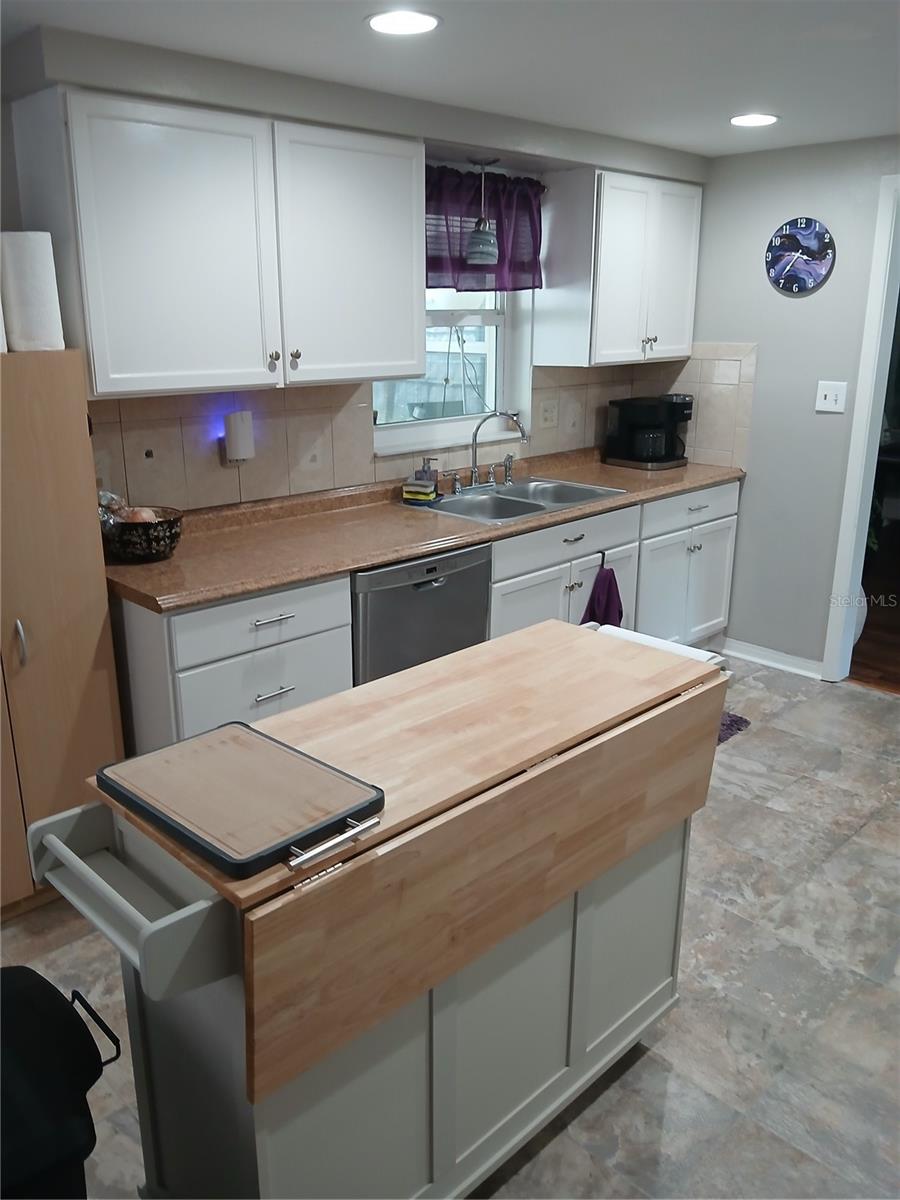 5550 FRONT DR, HOLIDAY, FL, 34690