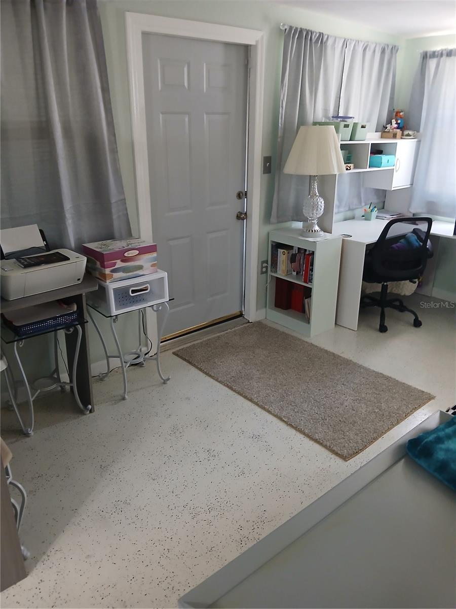 5550 FRONT DR, HOLIDAY, FL, 34690