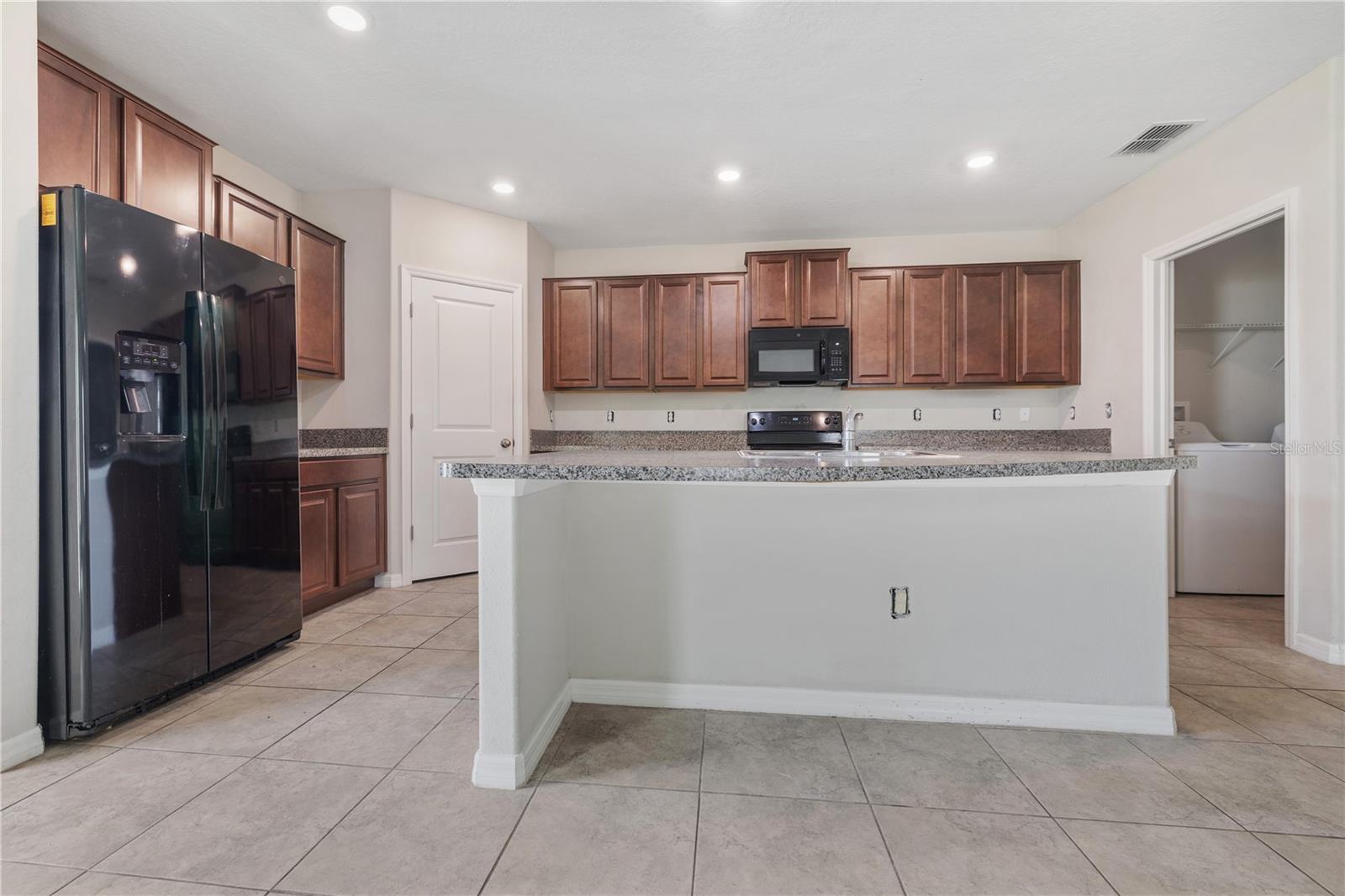 7407 ROSY PERIWINKLE CT, TAMPA, FL, 33619