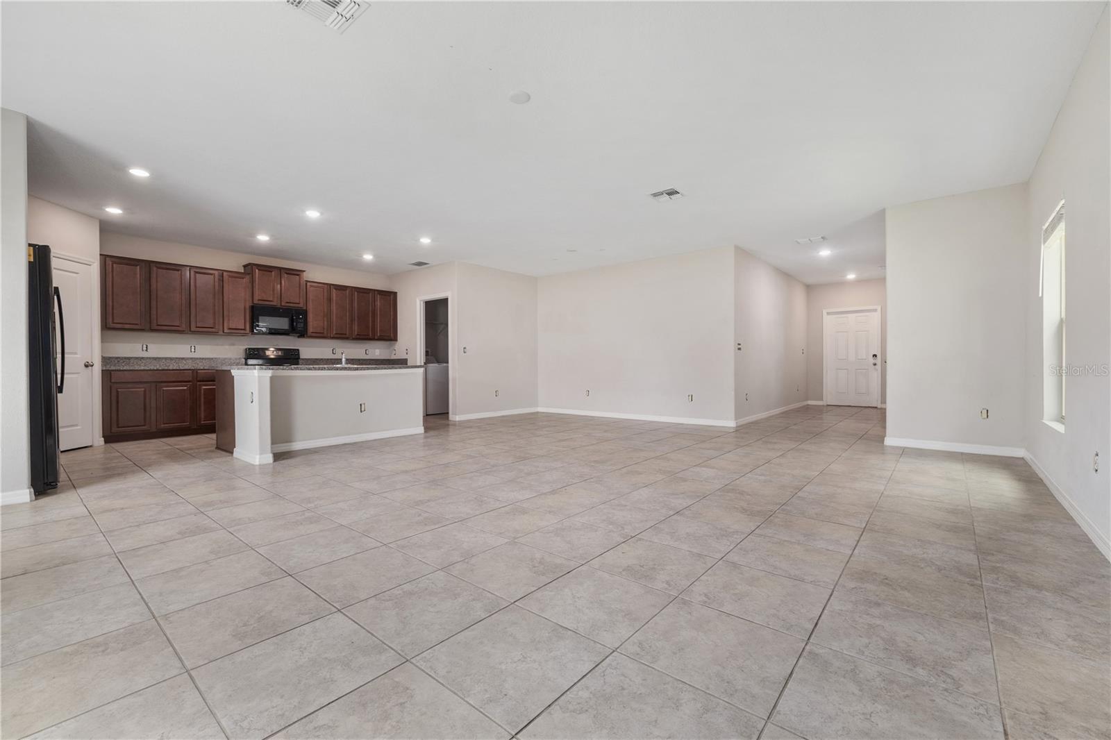 7407 ROSY PERIWINKLE CT, TAMPA, FL, 33619