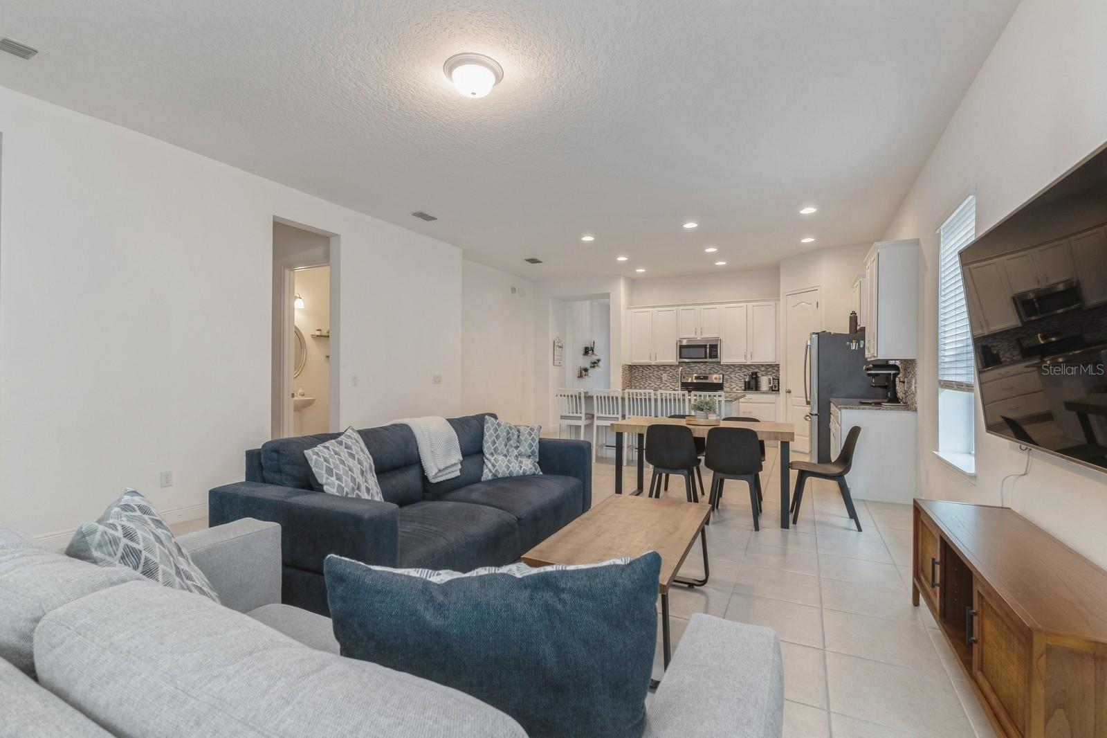 8017 NEMOURS PKWY, ORLANDO, FL, 32827