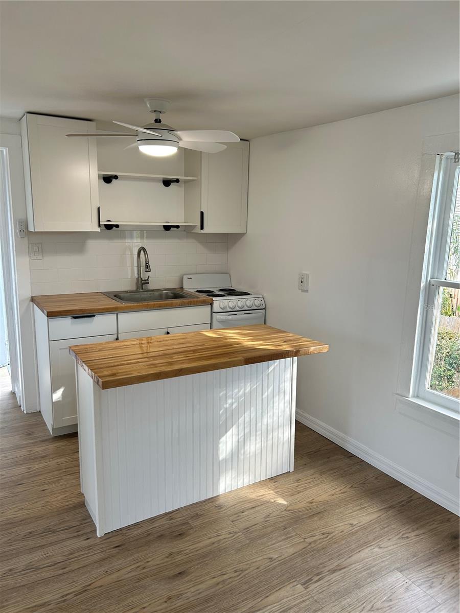 ST PETERSBURG INVESTMENT CO SUB, ST PETERSBURG, FL, 33713