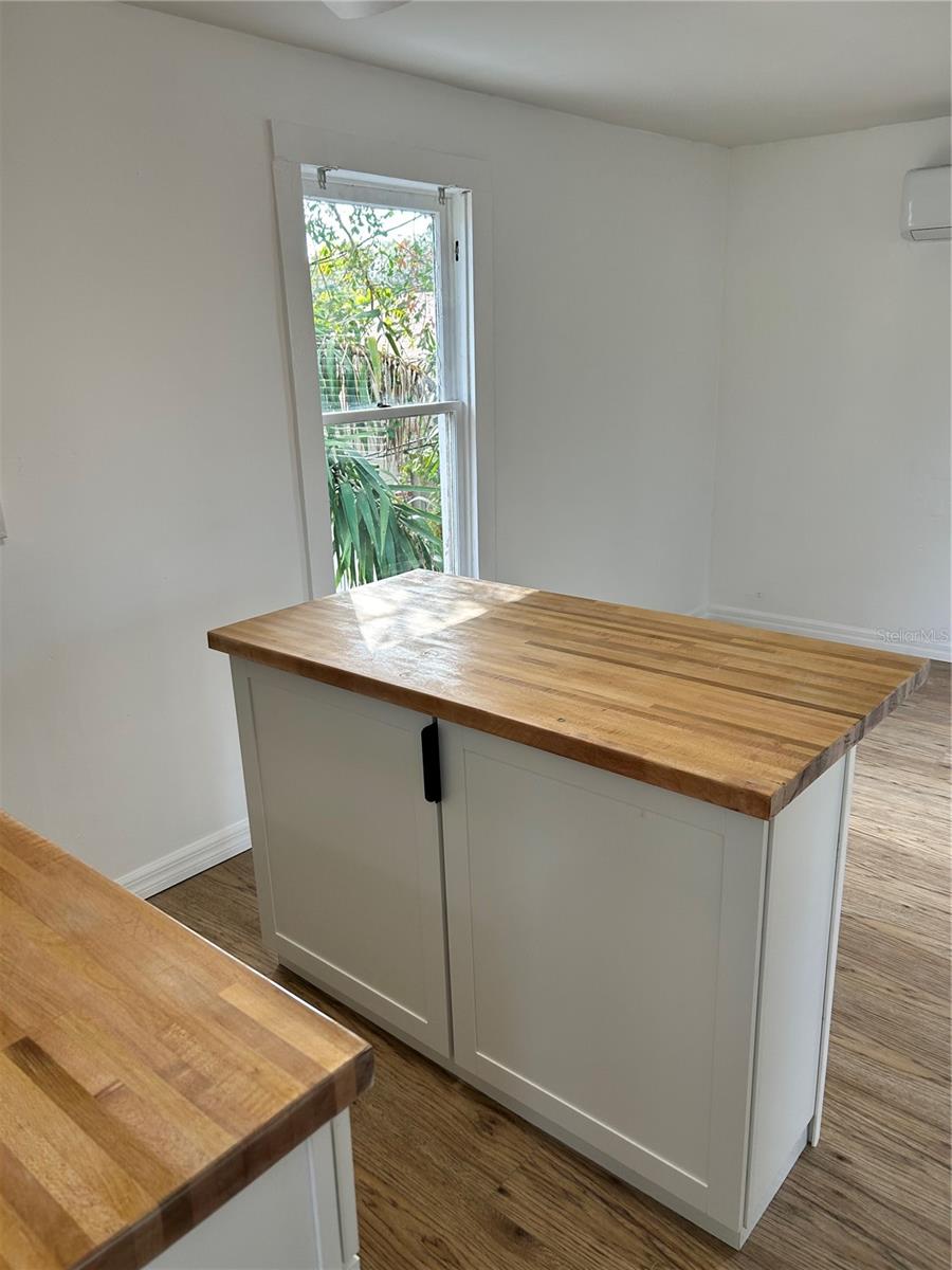 ST PETERSBURG INVESTMENT CO SUB, ST PETERSBURG, FL, 33713