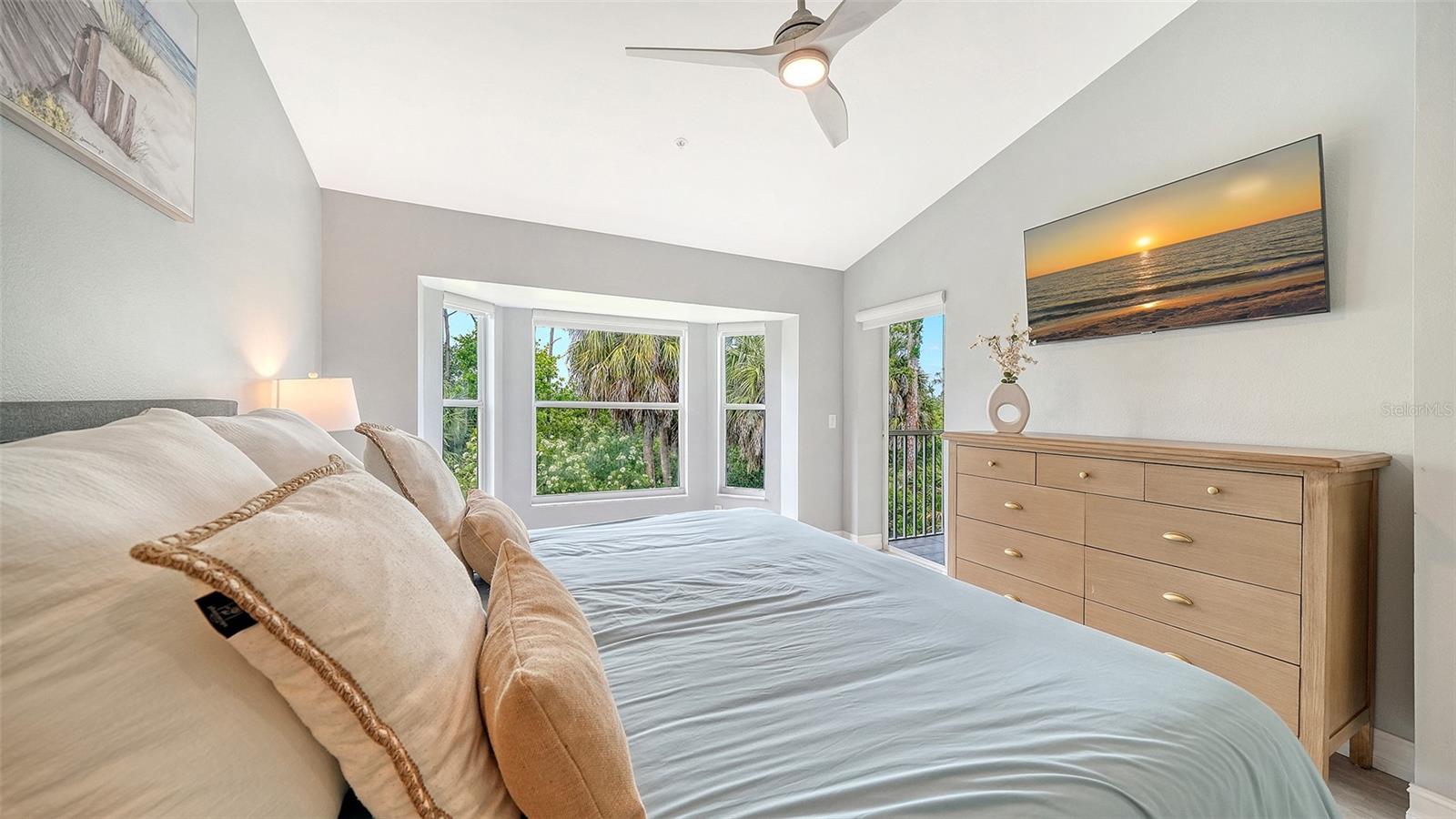 4640 TOWER HILL LN #2325, SARASOTA, FL, 34238