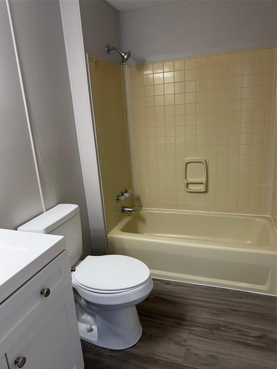 363 LONGWOOD DR, VENICE, FL, 34285